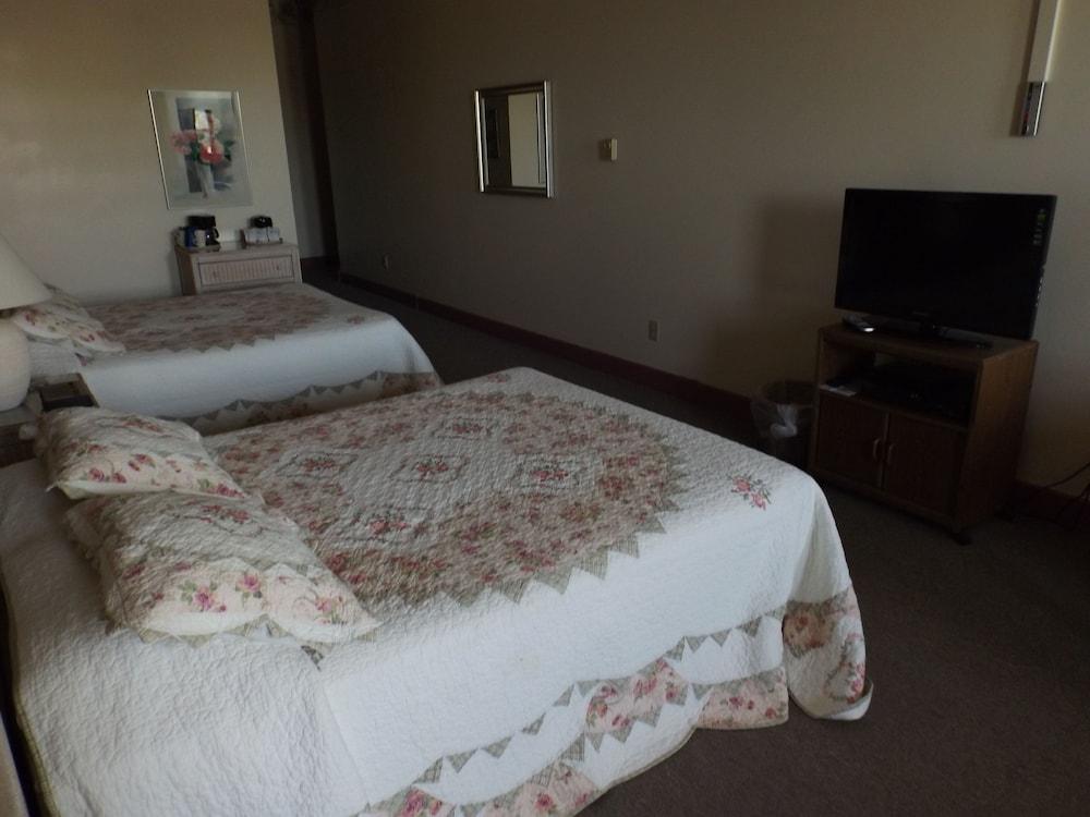 Hermanns European Inn photo 14