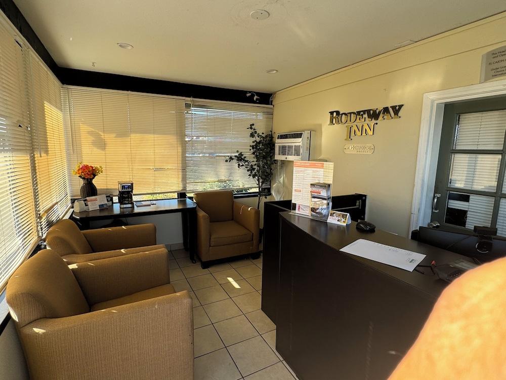 Rodeway Inn El Cajon - San Diego East photo 2