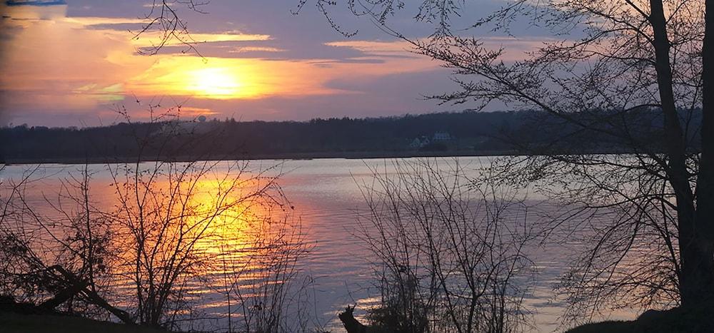 Sand Hill On The Lake photo 13
