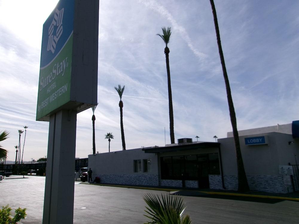 SureStay Hotel by Best Western Phoenix Airport photo 67