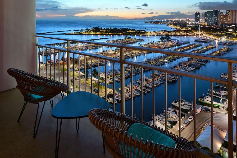 Ilikai Hotel & Luxury Suites photo 6