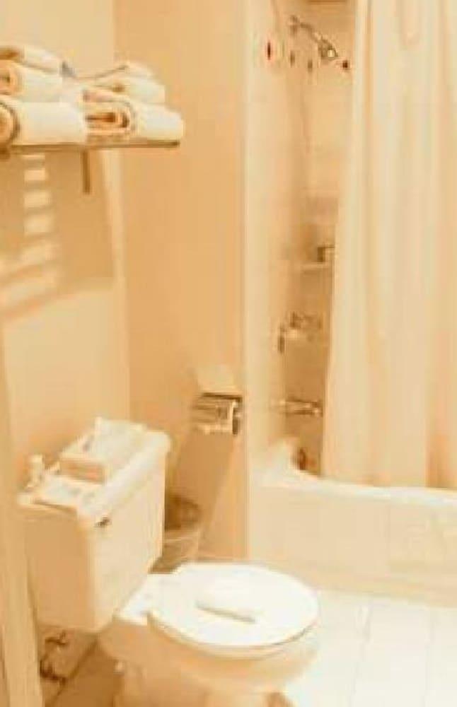 Washington Inn photo 11