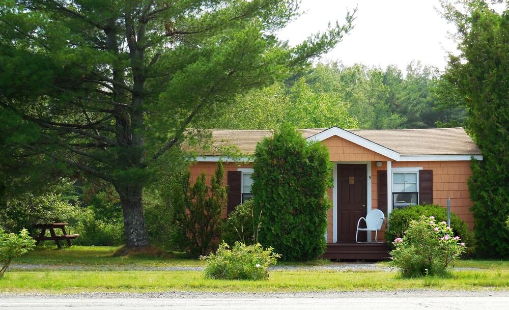 Acadia Gateway Motel photo 17