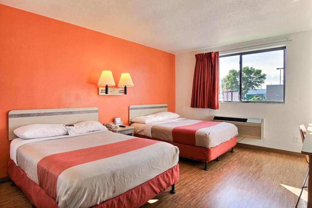 Park Inn by Radisson, Fargo West Acres photo 38