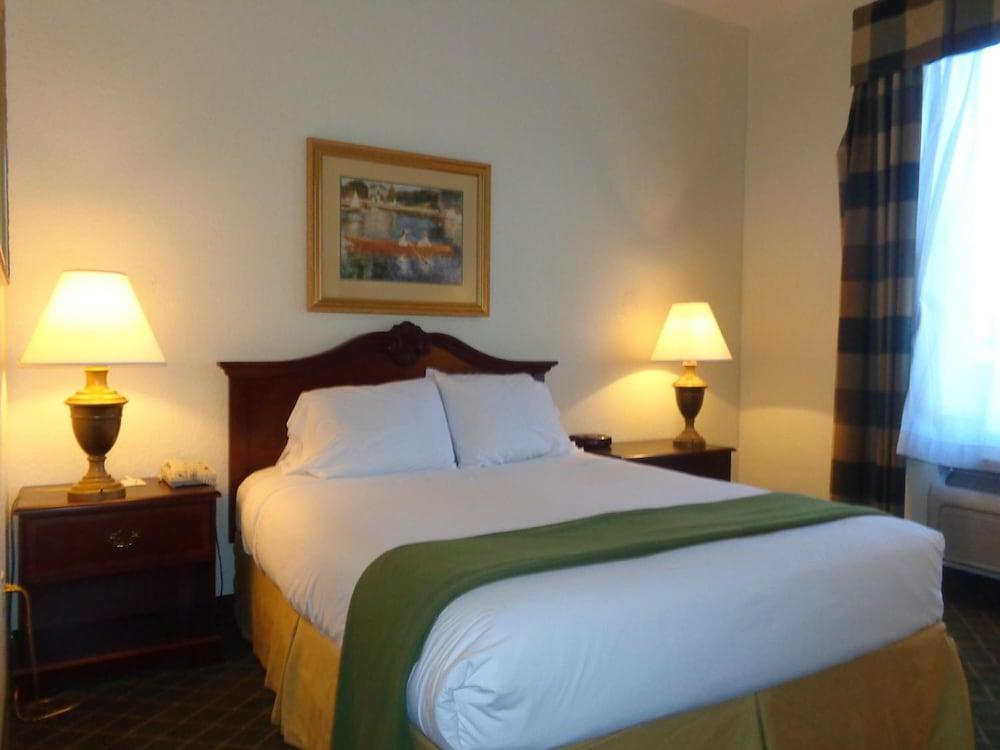 Ruskin Inn Hotel photo 25