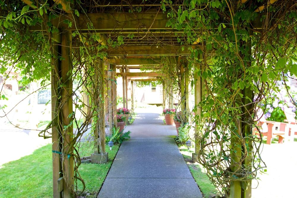 Inn at Cannon Beach photo 42