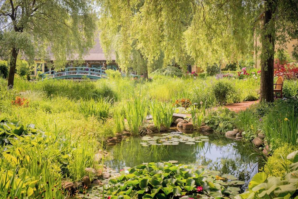 Mirbeau Inn and Spa photo 71