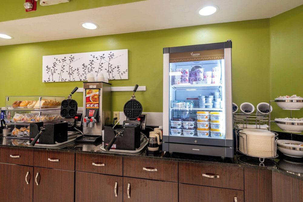 Sleep Inn Murfreesboro Shopping District photo 24