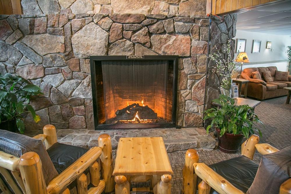 Black Bear Lodge photo 51