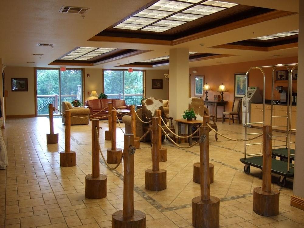Westgate Branson Woods Resort and Cabins photo 30