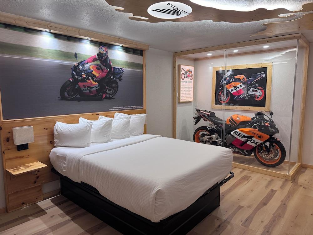 Motorcycle Inn photo 4