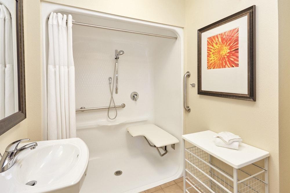 Staybridge Suites Chicago - Glenview by IHG photo 48