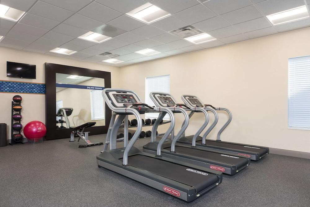 Hampton Inn & Suites Chicago Schaumburg photo 12