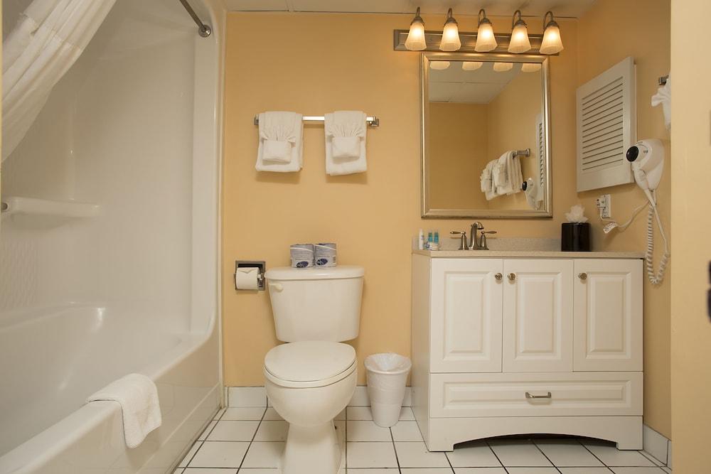 Grande Shores Ocean Resorts Condominiums photo 16