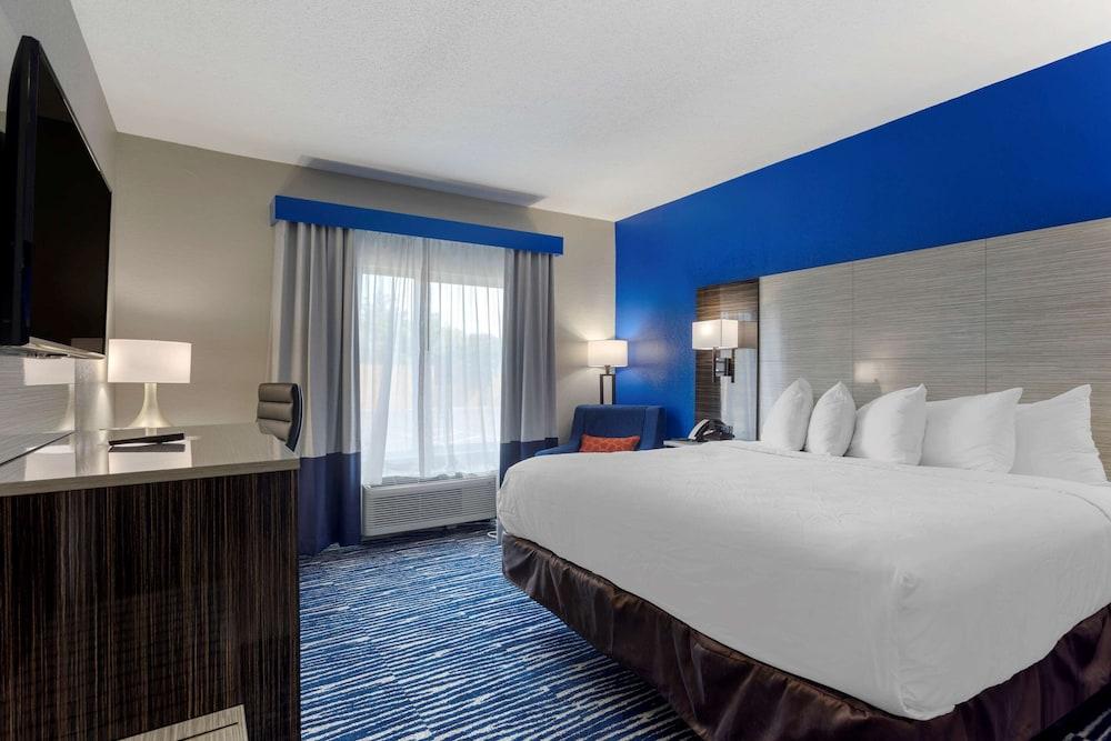 Comfort Inn & Suites Memphis East photo 8