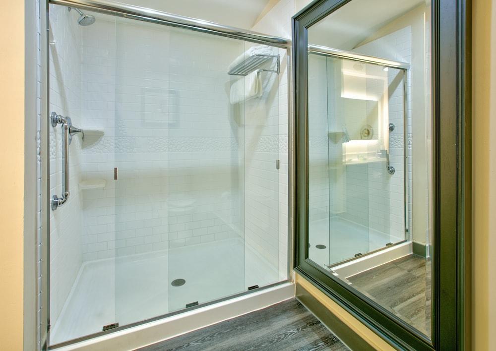 Holiday Inn DFW South by IHG photo 37