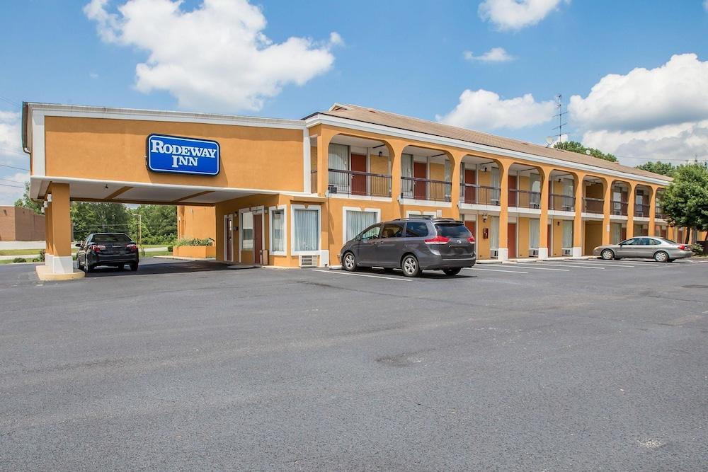 Rodeway Inn Laurens photo 1