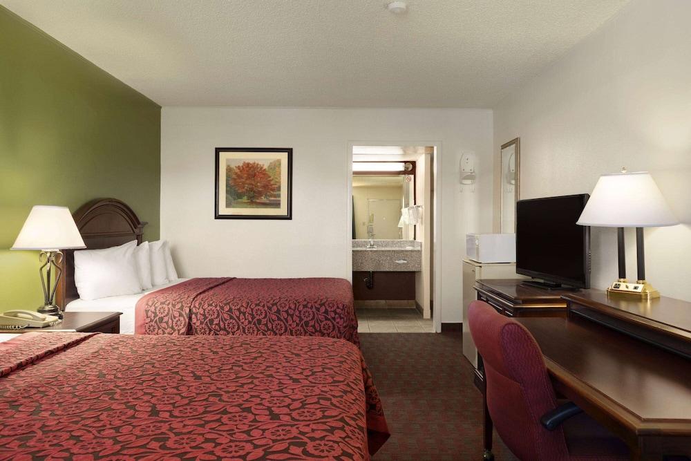 Days Inn by Wyndham Santa Fe New Mexico photo 10