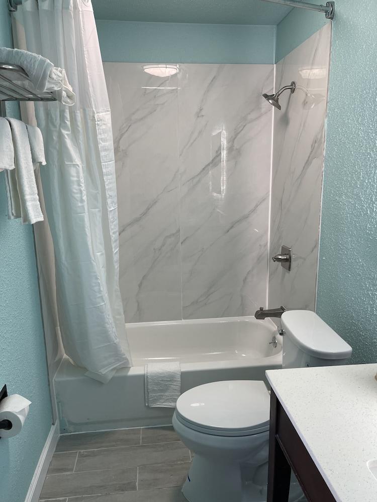 Regal Inn photo 20