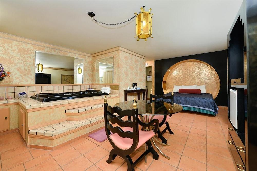 Americas Best Value Inn & Suites Joshua Tree National Park photo 56