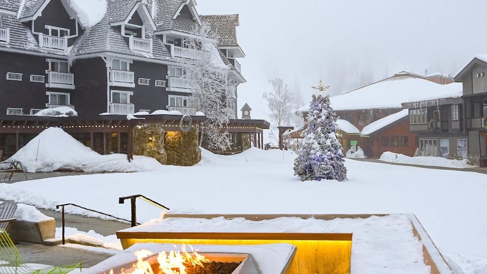 Selkirk Lodge photo 20