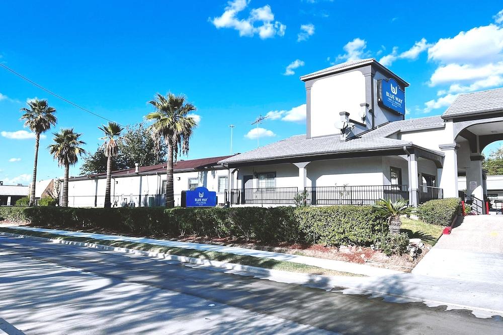 Blue Way Inn & Suites By Jasper Houston photo 1