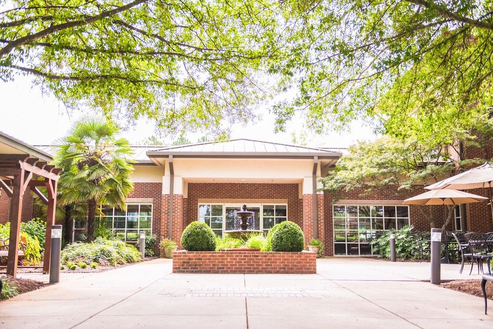 Clemson University's James F. Martin Inn photo 43