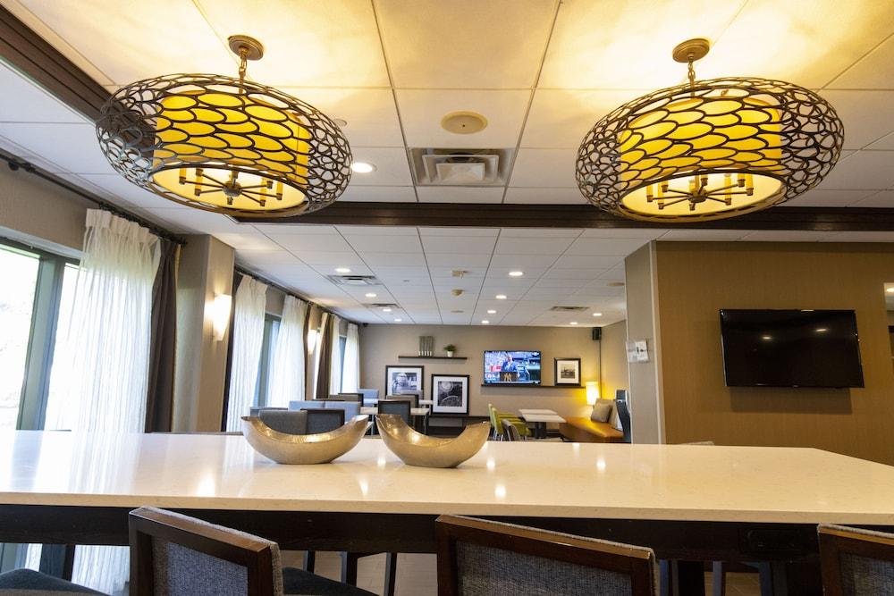 Hampton Inn Ridgefield Park photo 51