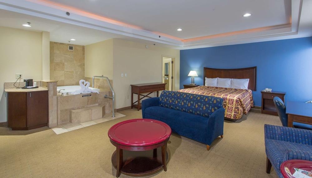 Studios and Suites 4 Less Western Branch photo 9