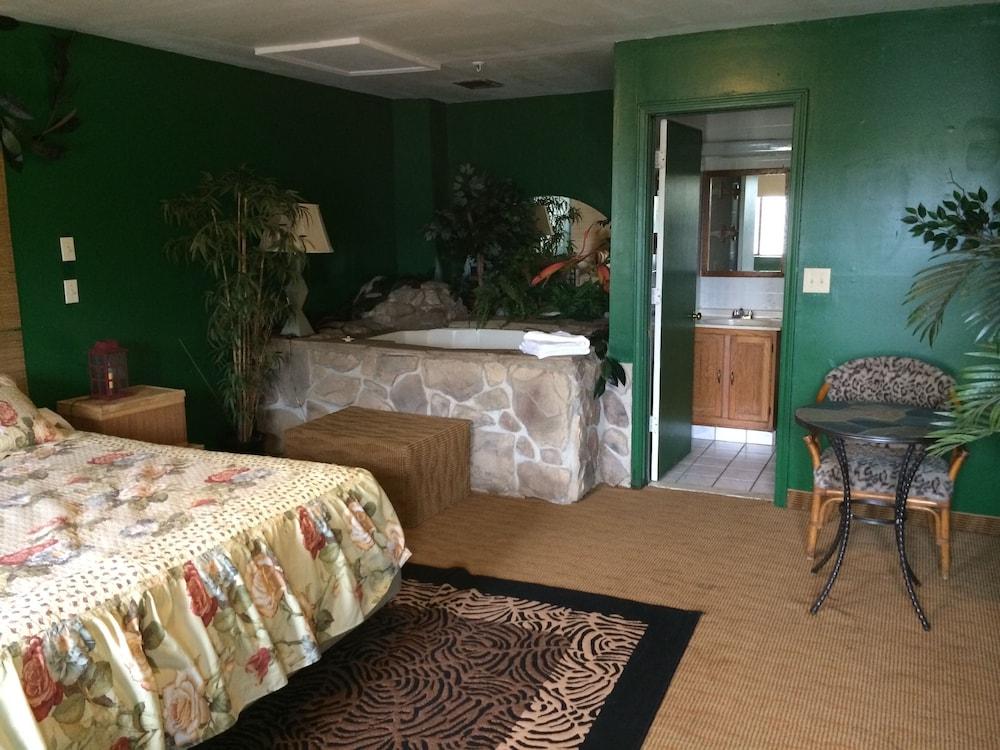 Branford Motel photo 5