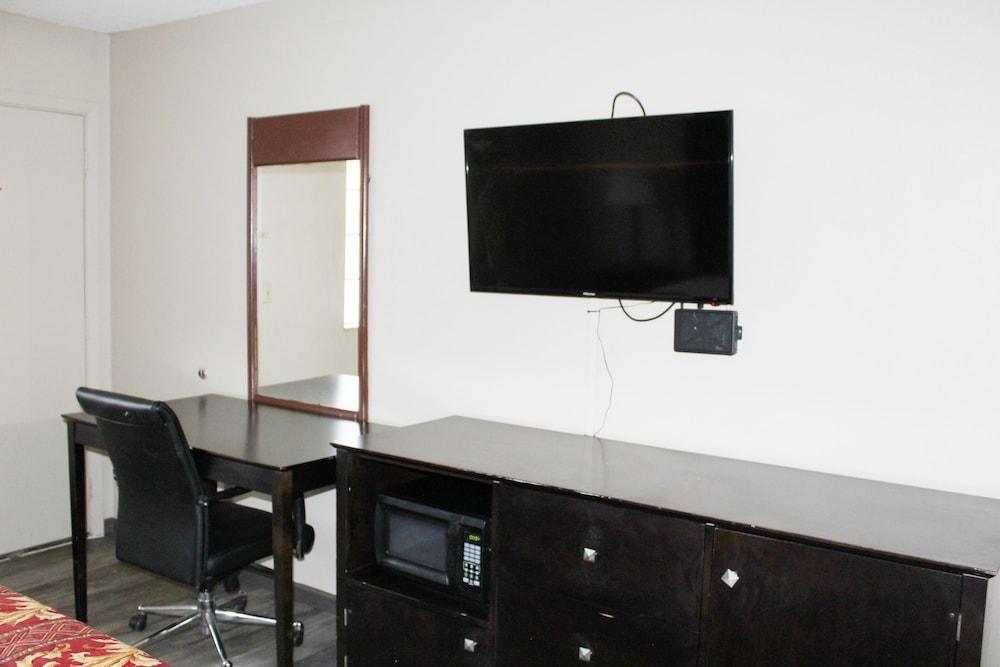 Huntington Inn photo 19