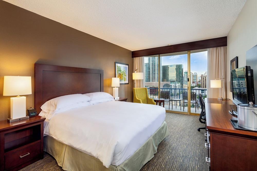 Wyndham San Diego Bayside photo 36