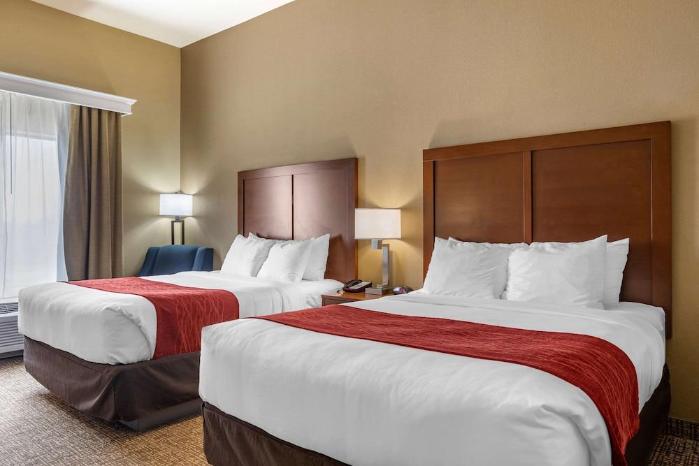 Comfort Inn & Suites Augusta photo 14