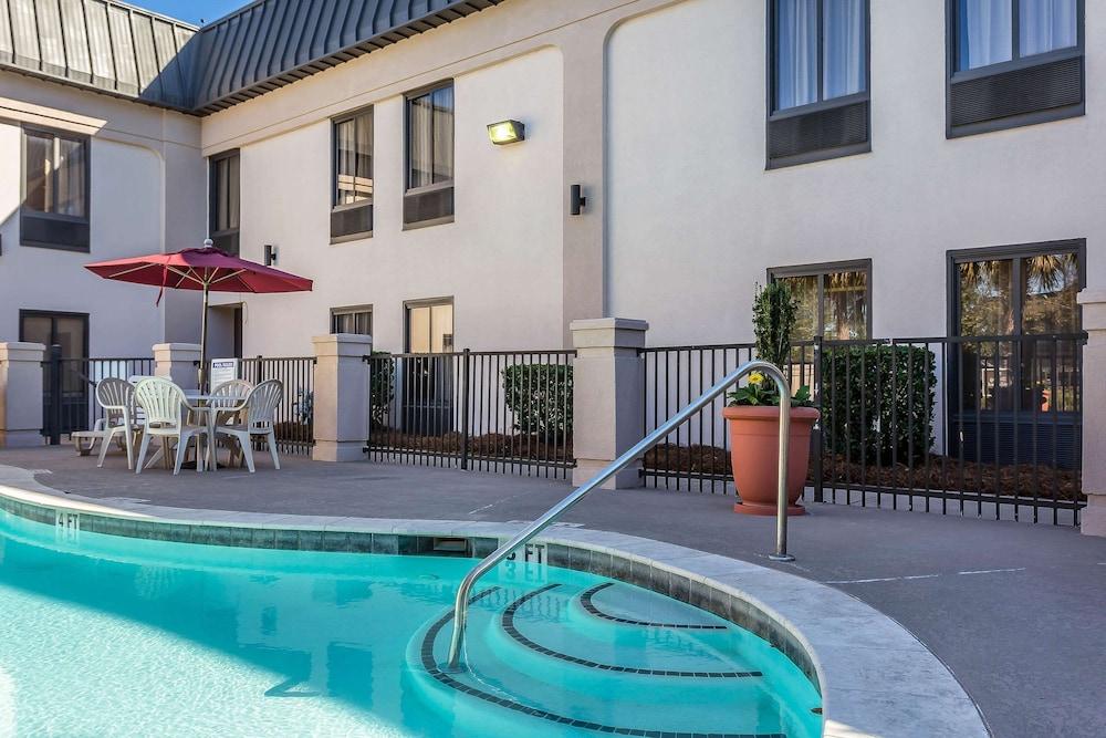 Quality Inn Summerville - Charleston photo 24
