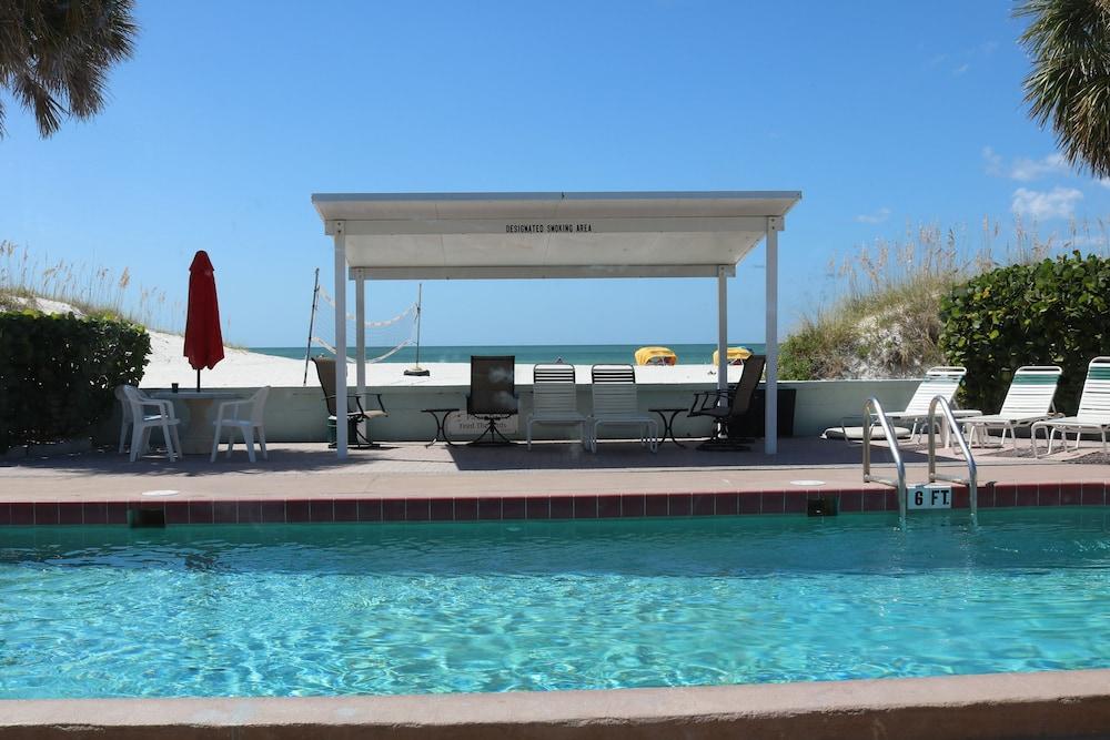 Miramar Beach Resort photo 33