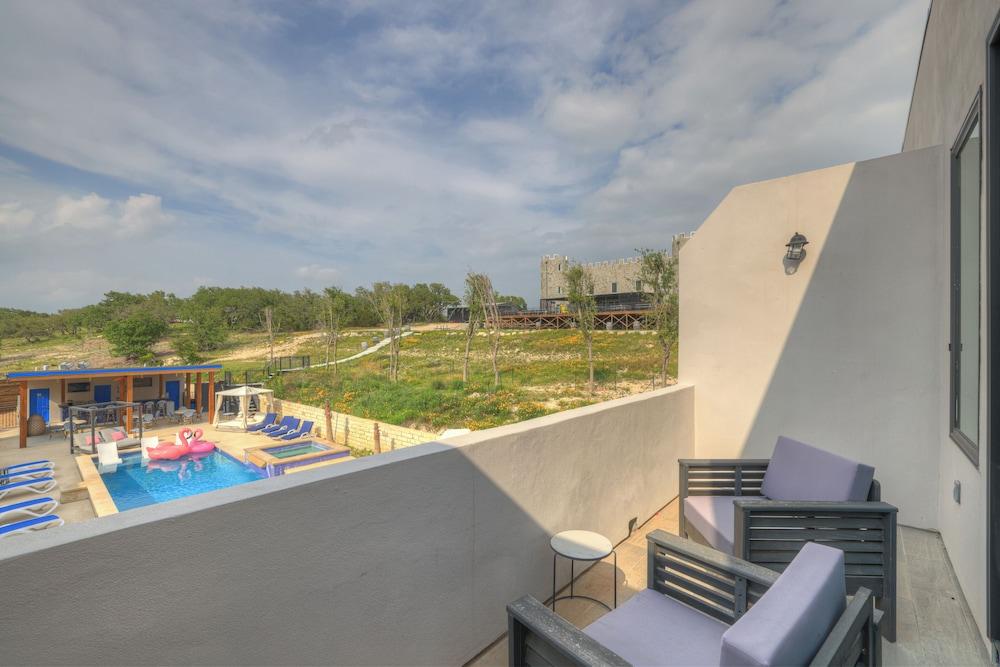The Bentley Hotel - James Bond Suite - Pool View photo 30