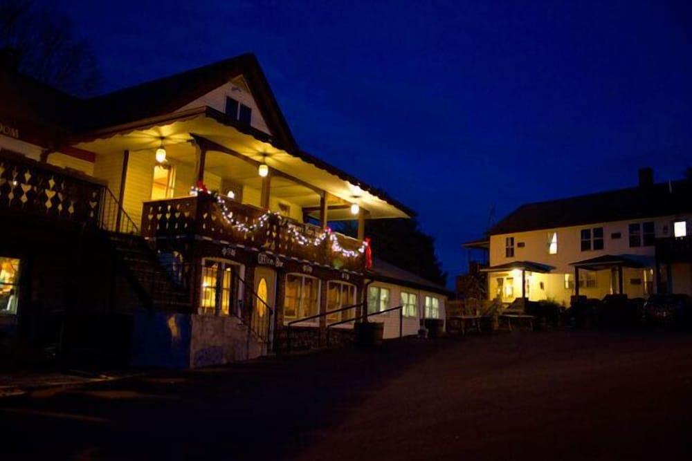 Riedlbauer's Resort photo 12