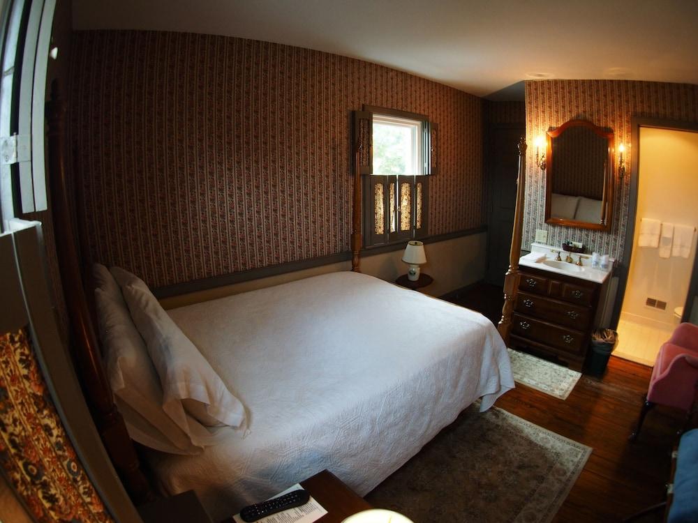 Duling Kurtz House & Country Inn photo 17
