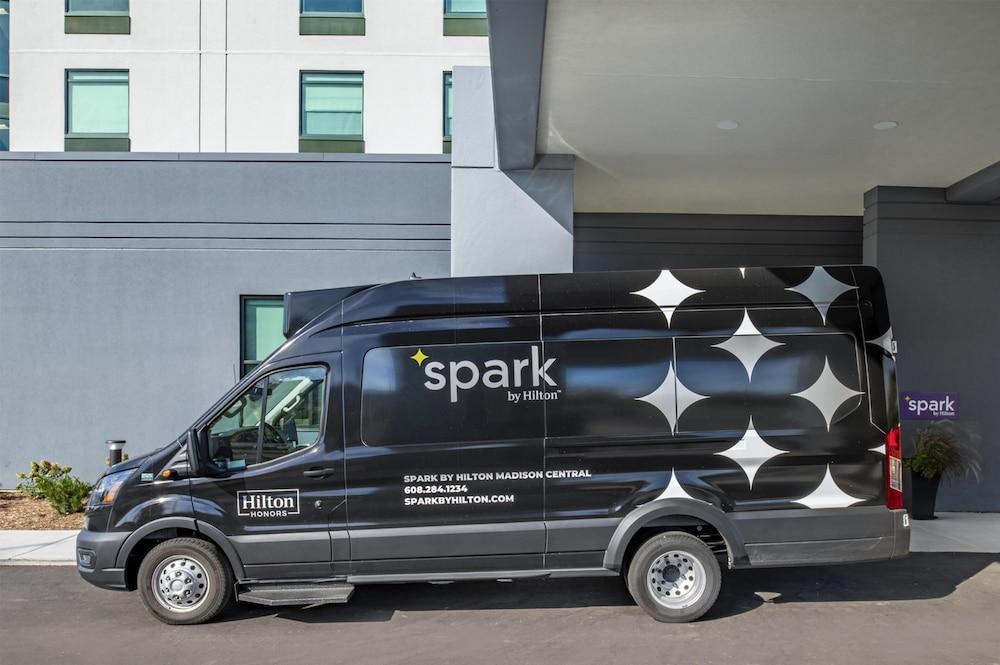 Spark By Hilton Madison Central photo 6