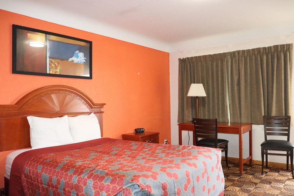 Best Nights Inn photo 37