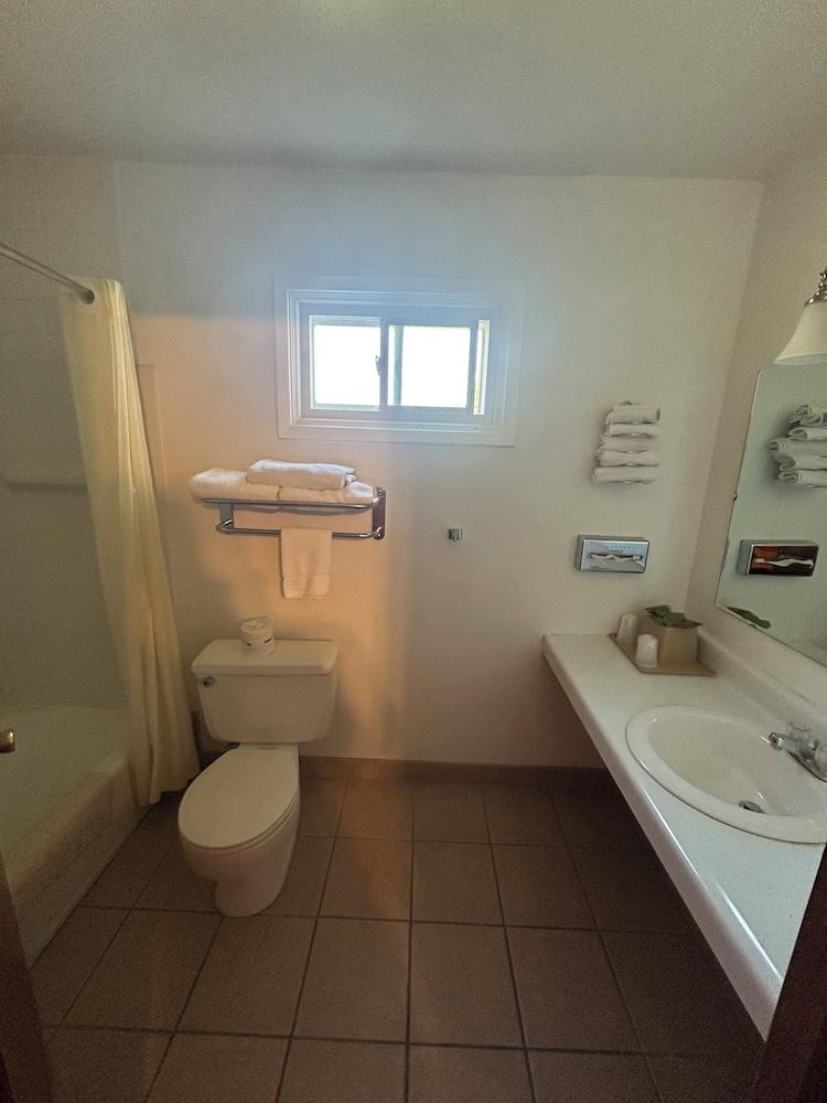 Royal Rest Motel photo 18