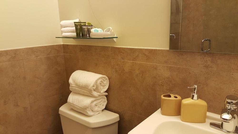 Le Cabanon Motel photo 74