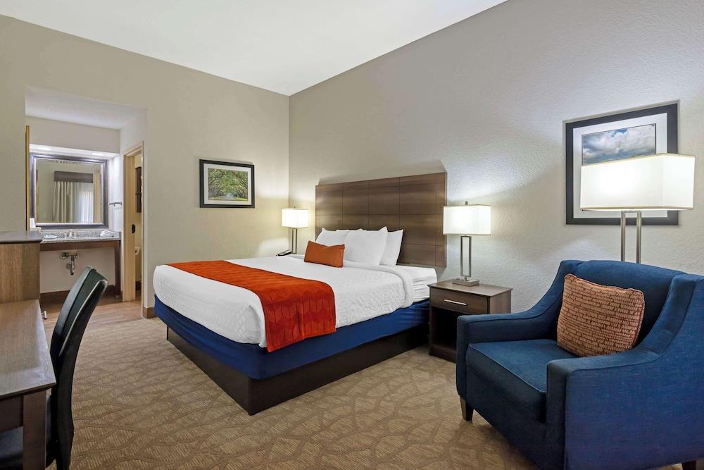 Best Western Colonial Inn photo 21