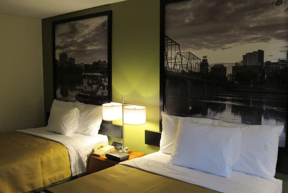 Super 8 by Wyndham New Cumberland photo 15