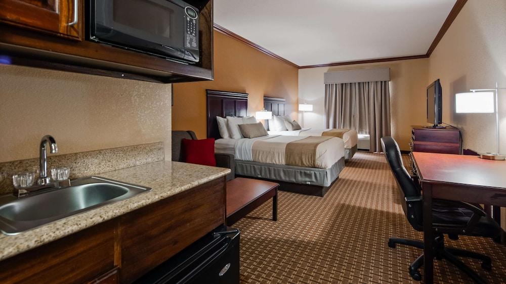 Best Western Granbury Inn & Suites photo 12