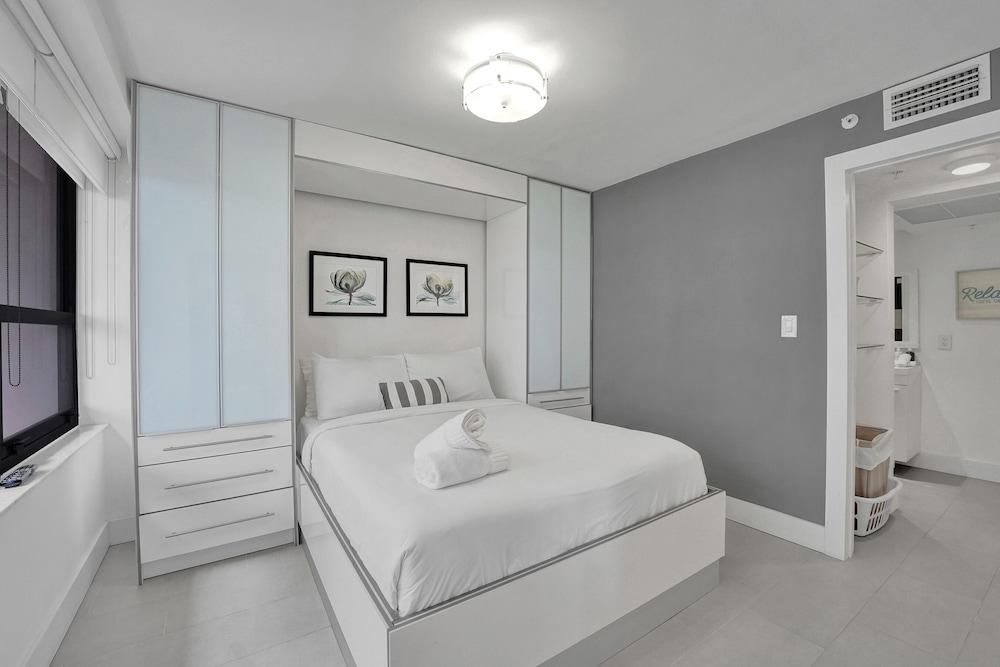 Alexander Hotel photo 7