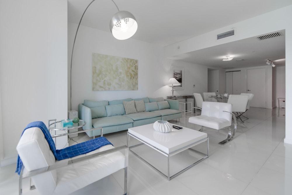 Icon Residences photo 82