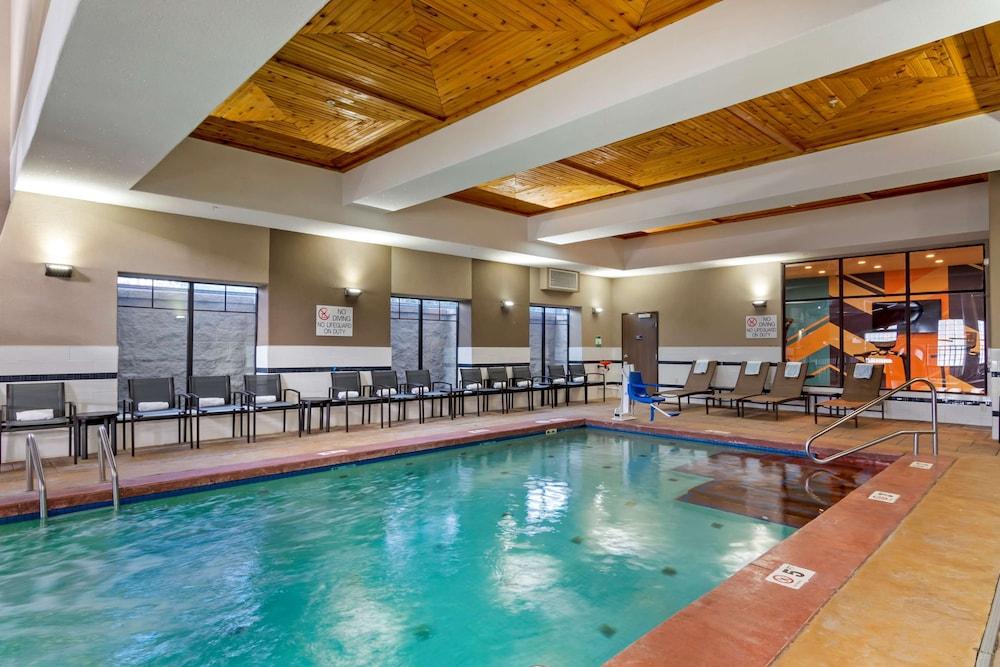 Best Western Premier Liberty Inn & Suites photo 29