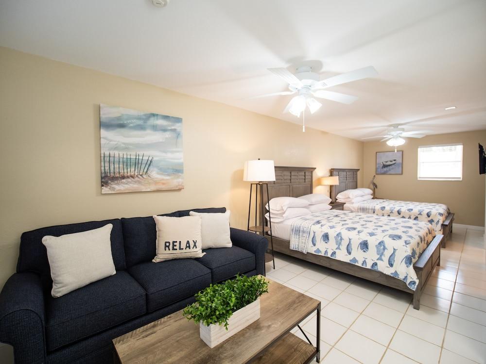 Caribbean Shores Waterfront Resort photo 14
