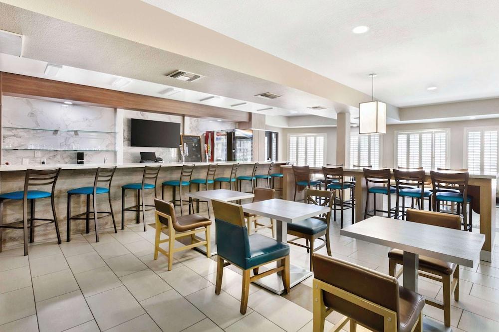 Best Western Plus Safford photo 40